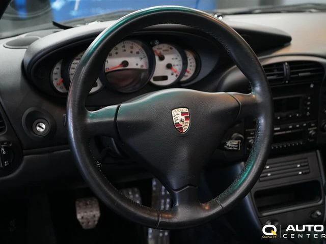 2004 Porsche 911 - Image 21 of 30