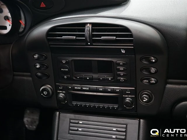 2004 Porsche 911 - Image 29 of 30