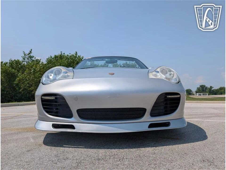 2004 Porsche 996 Carrera - Image 25 of 31
