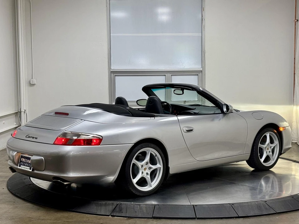 2004 Porsche 996 Carrera - Image 9 of 31