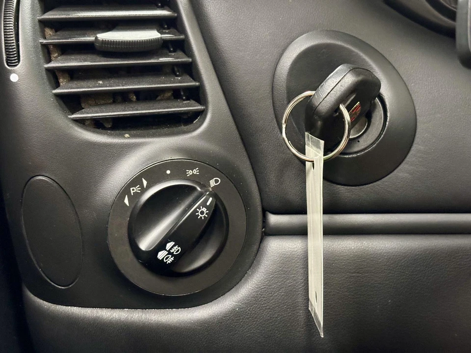 2004 Porsche 996 Carrera - Image 24 of 31