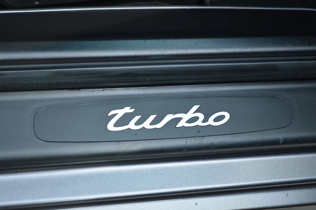 2004 Porsche 996 Turbo - Image 14 of 31