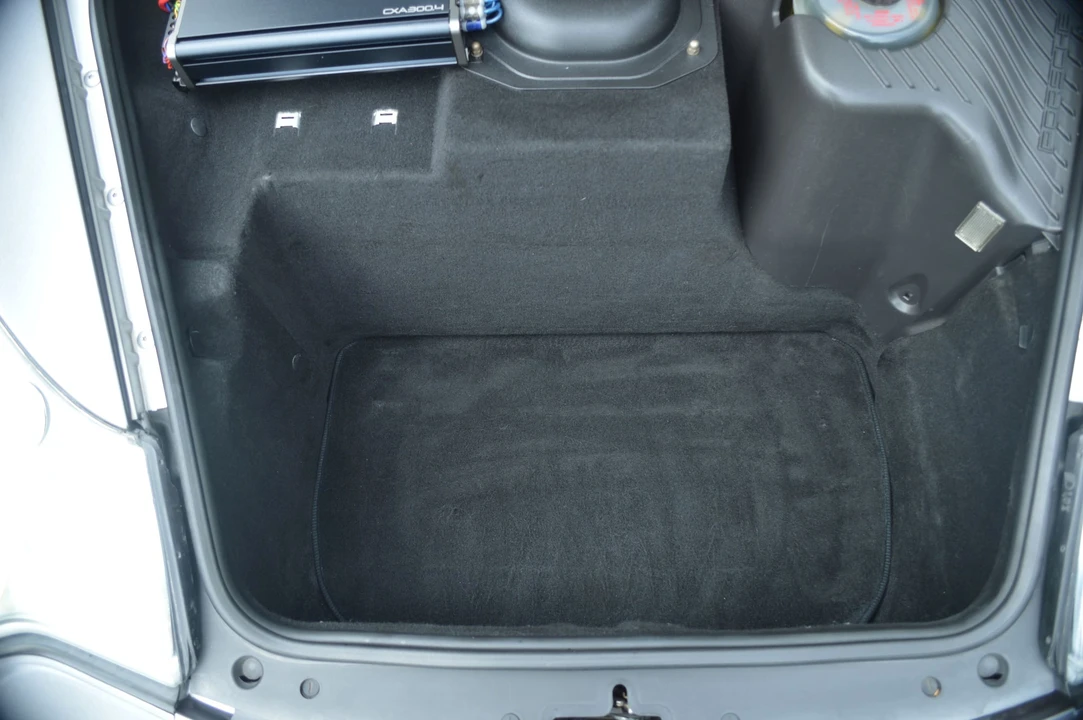 2004 Porsche 996 Turbo - Image 16 of 31