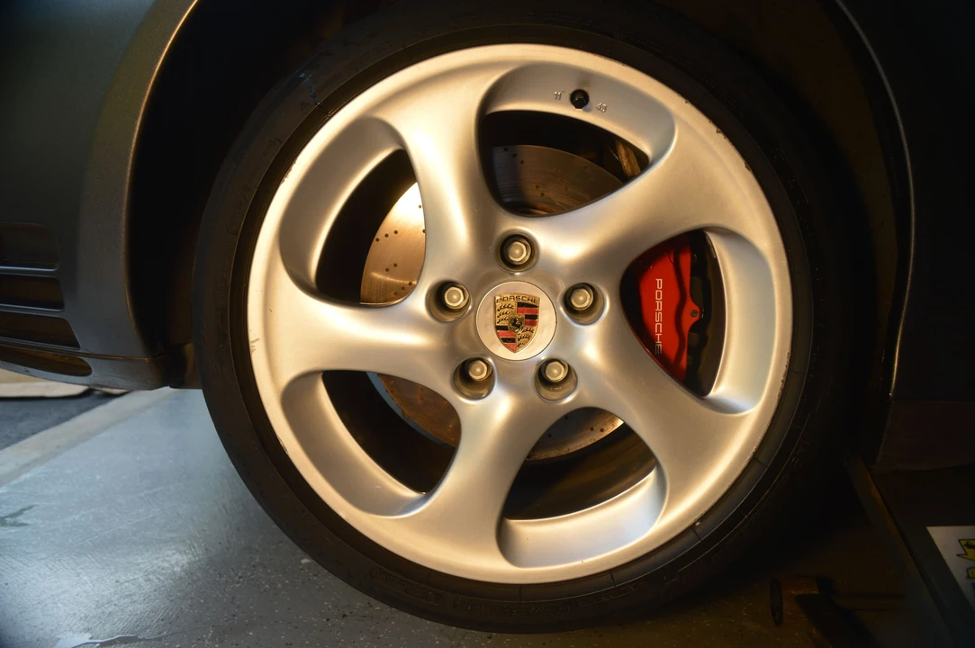 2004 Porsche 996 Turbo - Image 22 of 31