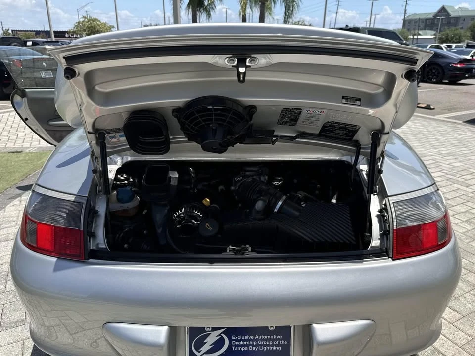 2004 Porsche 996 Carrera - Image 9 of 14