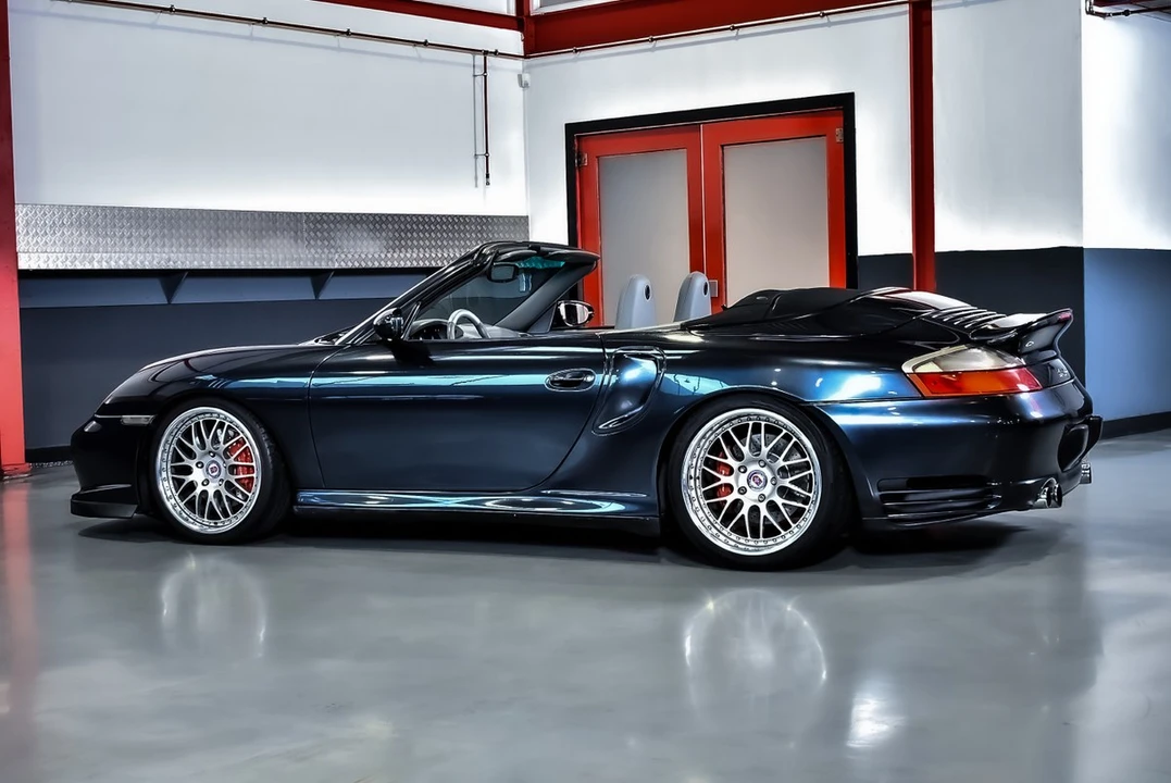 2004 Porsche 996 Turbo - Image 25 of 30