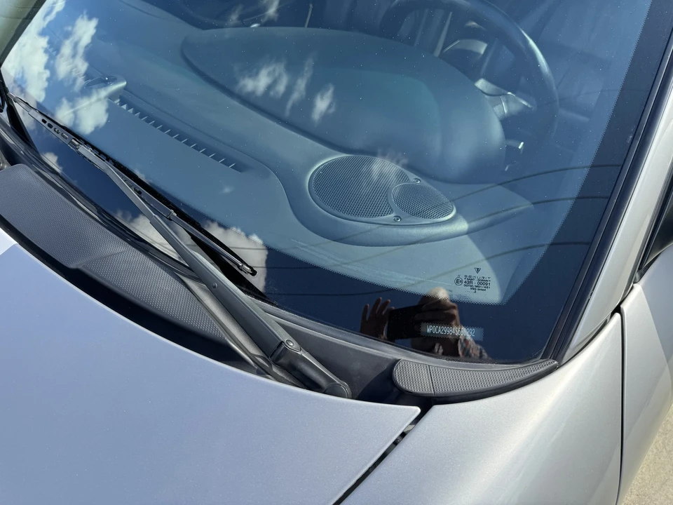 2004 Porsche 996 Carrera 4S - Image 18 of 31