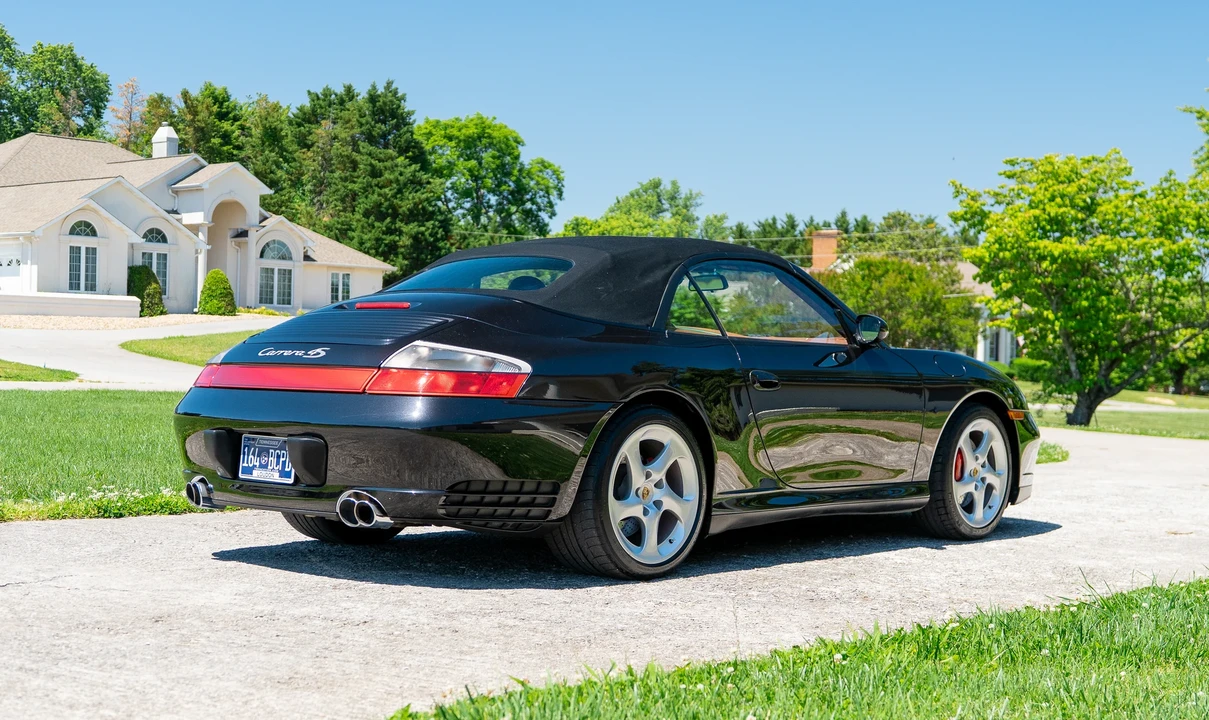 2004 Porsche 996 Carrera 4S - Image 16 of 31