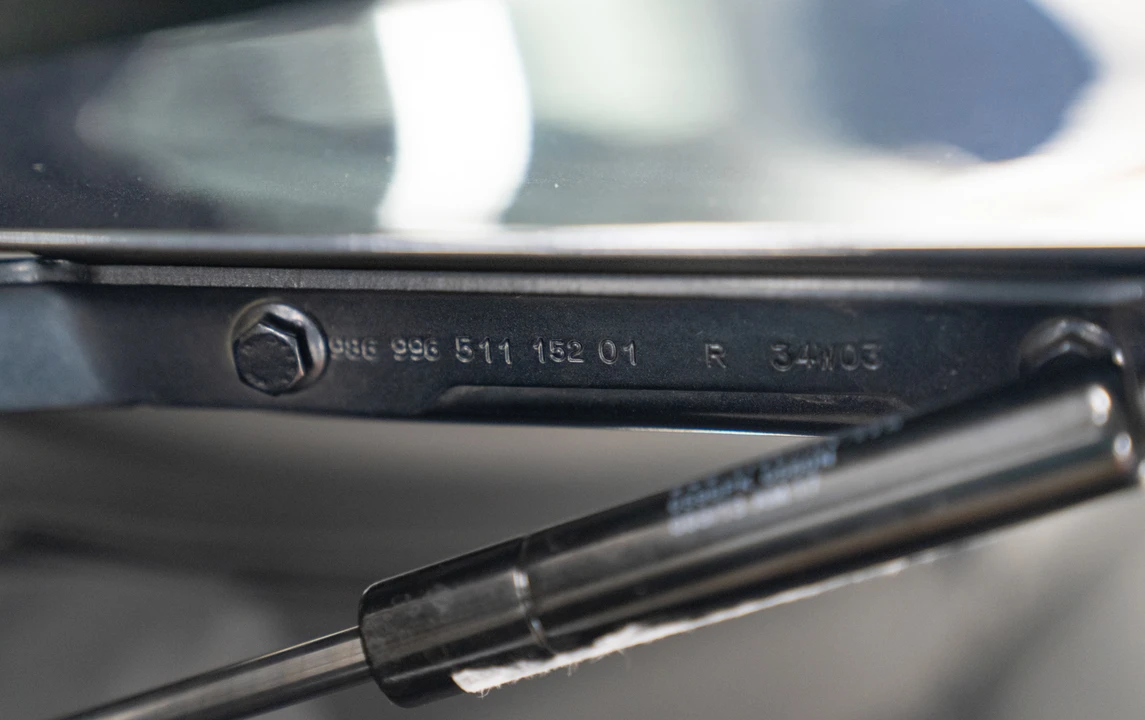 2004 Porsche 996 GT3 - Image 28 of 31