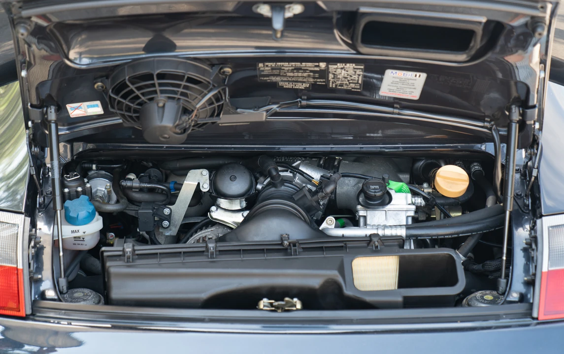 2004 Porsche 996 GT3 - Image 26 of 31