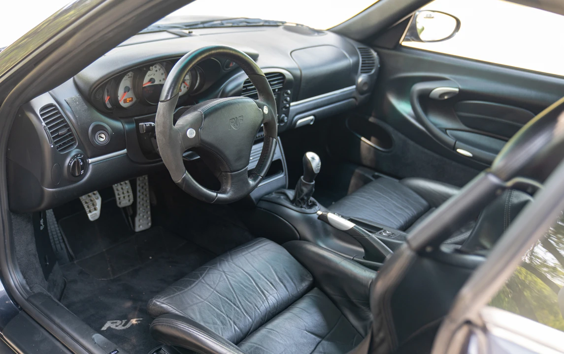 2004 Porsche 996 GT3 - Image 17 of 31