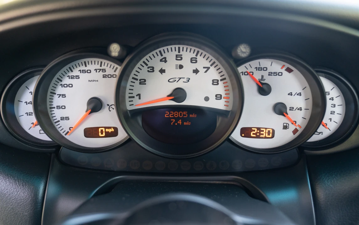 2004 Porsche 996 GT3 - Image 19 of 31