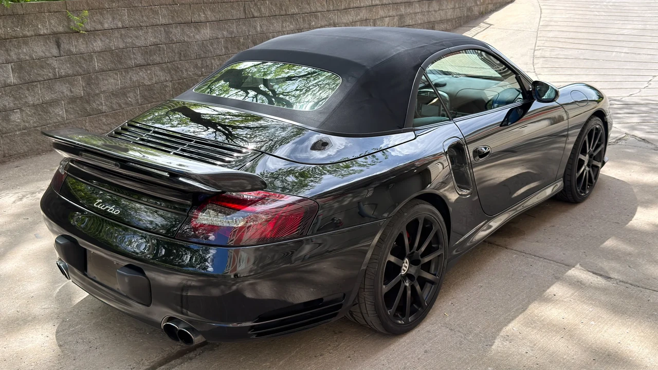 2004 Porsche 996 Turbo - Image 23 of 31