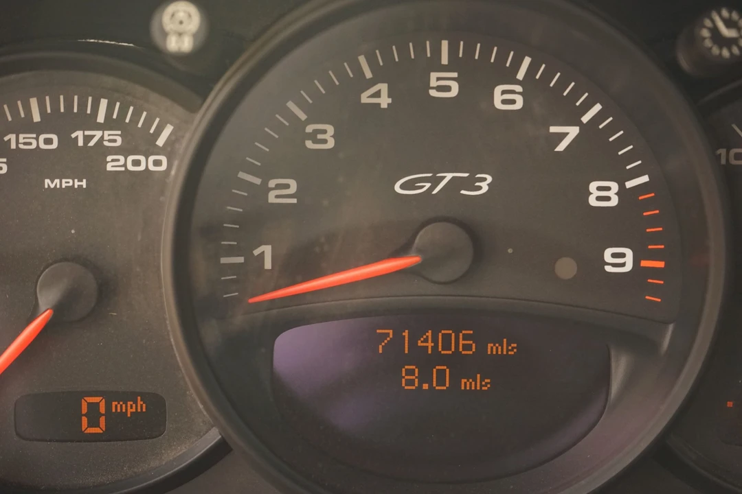 2004 Porsche 996 GT3 - Image 16 of 25