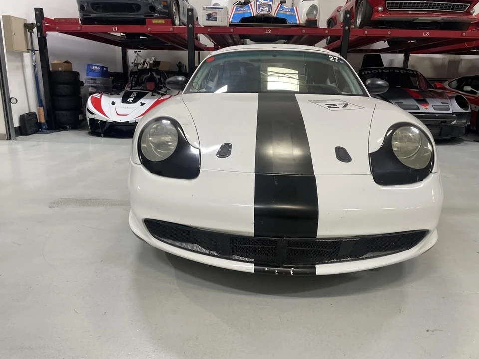 2004 Porsche 986 Boxster - Image 5 of 31