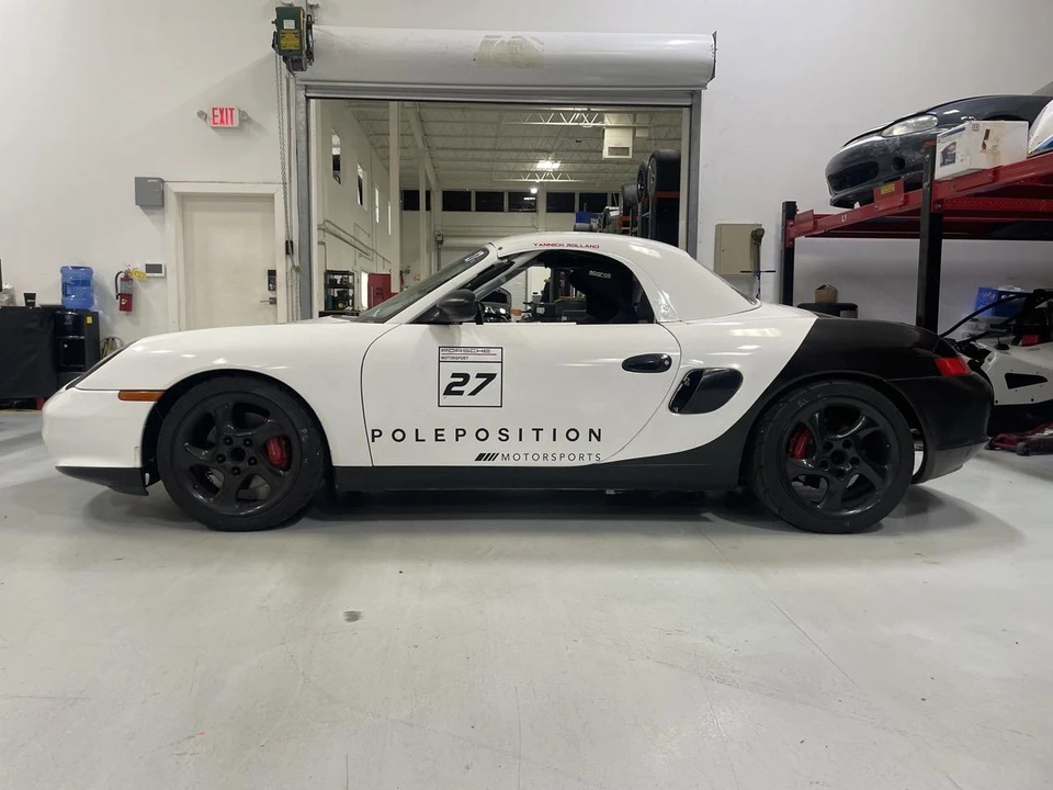 2004 Porsche 986 Boxster - Image 14 of 31