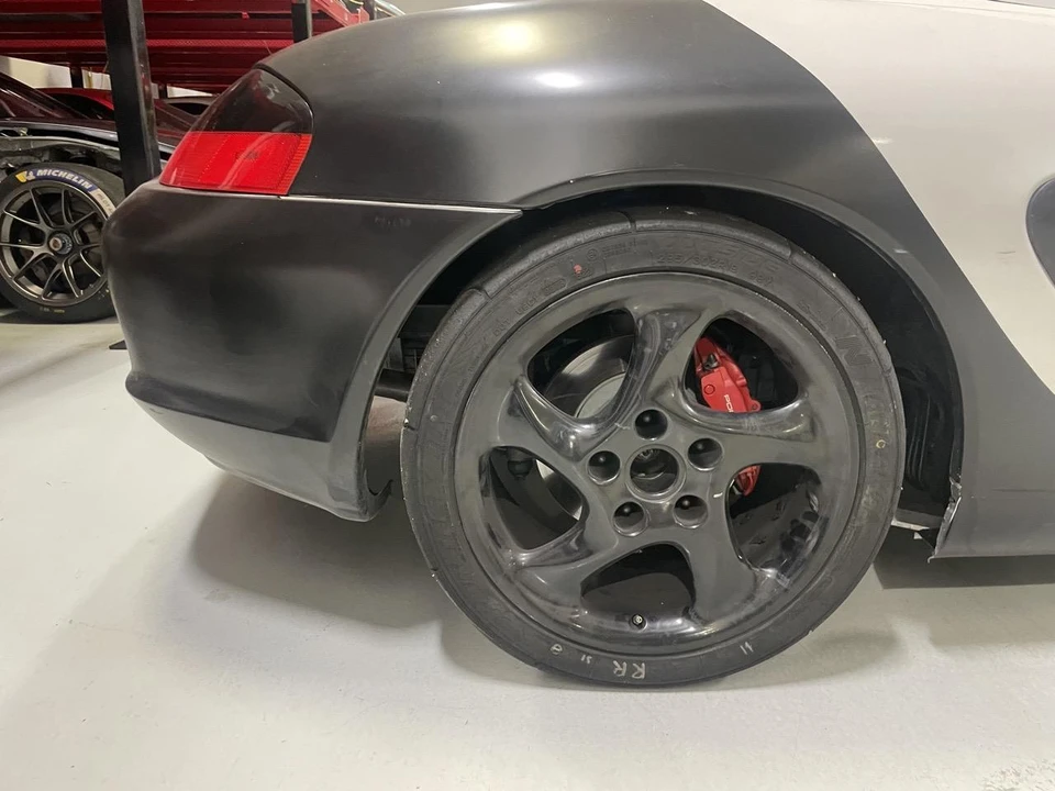 2004 Porsche 986 Boxster - Image 28 of 31