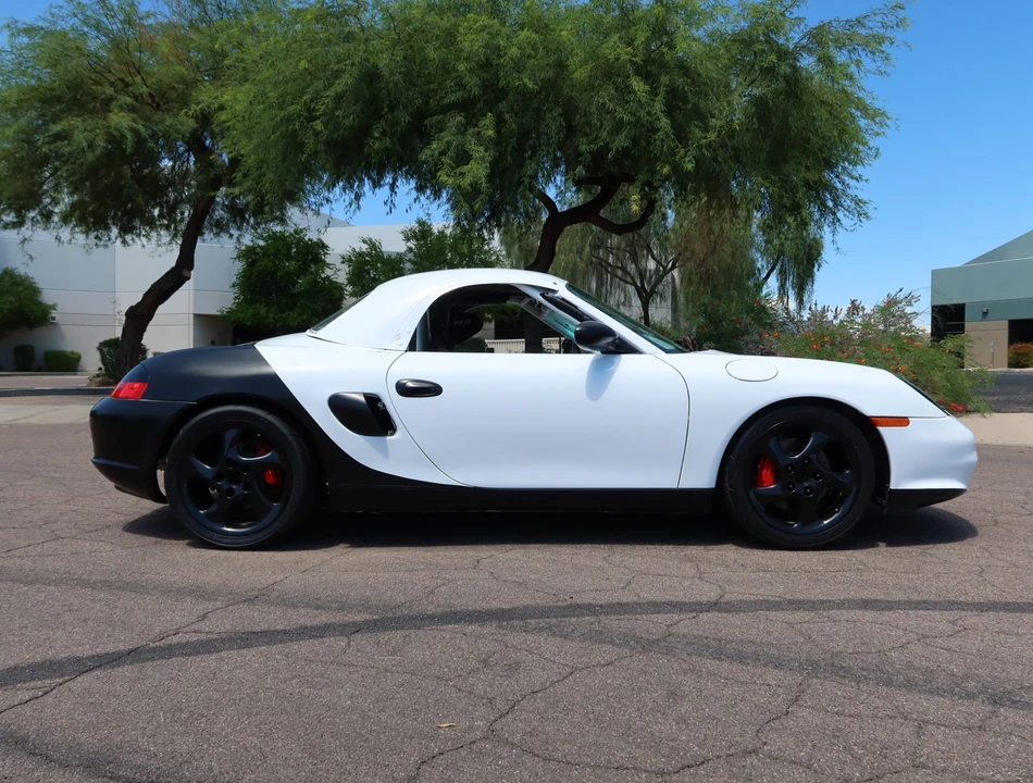 2004 Porsche 986 Boxster - Image 10 of 31