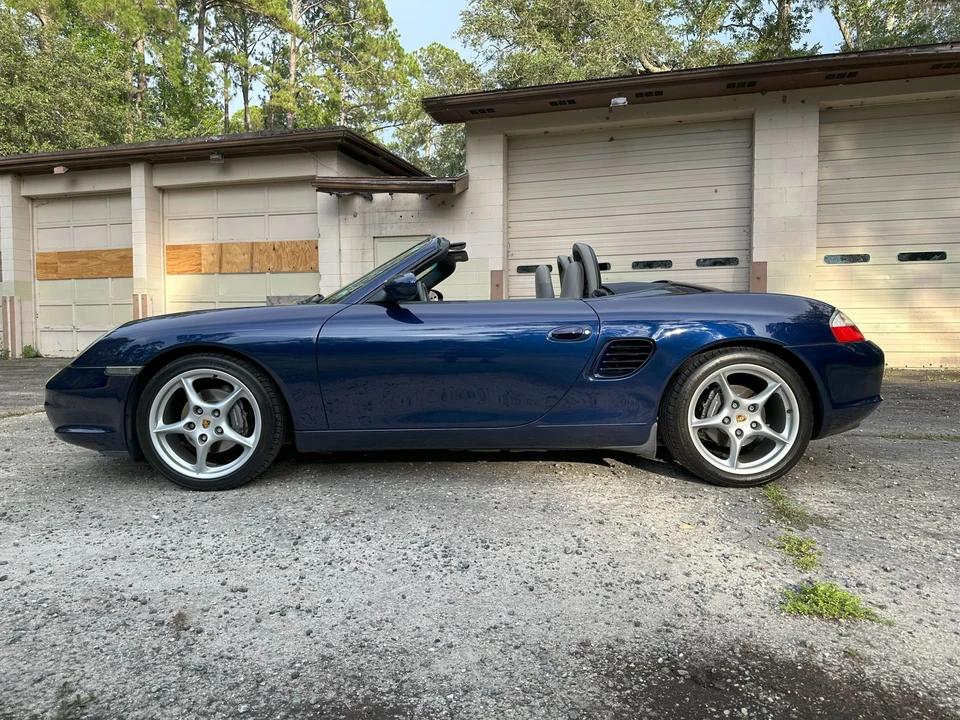 2004 Porsche 986 Boxster - Image 11 of 31