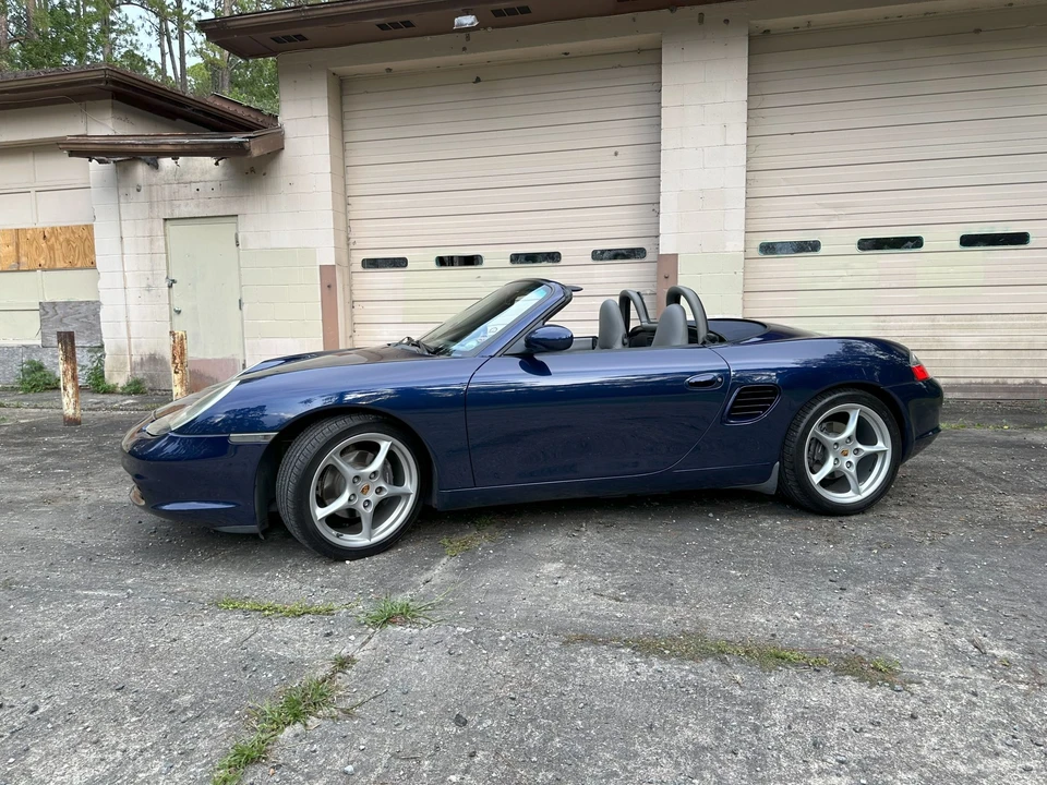2004 Porsche 986 Boxster - Image 10 of 31