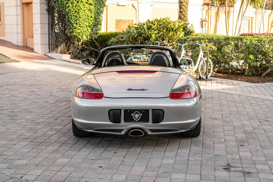 2004 Porsche 986 Boxster - Image 17 of 31