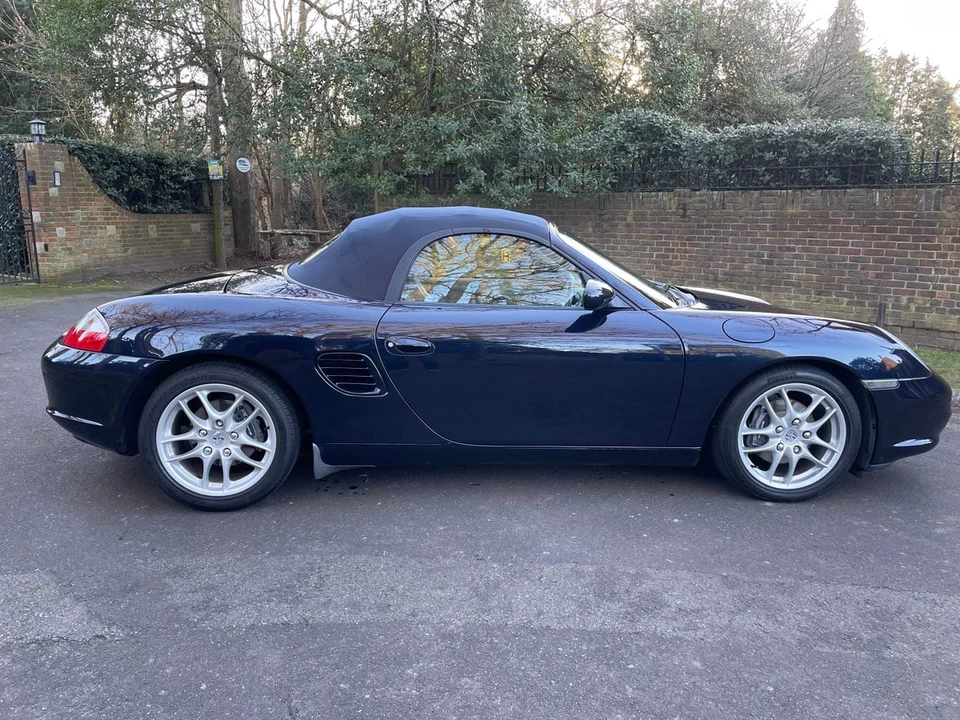 2004 Porsche 986 Boxster - Image 17 of 30