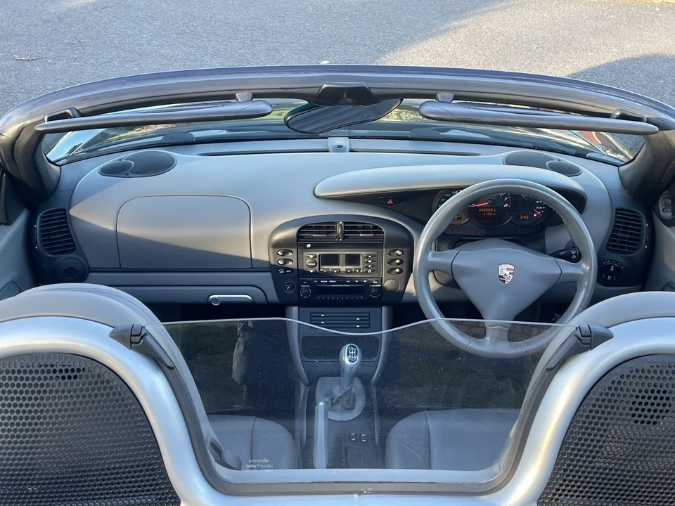2004 Porsche 986 Boxster - Image 28 of 30