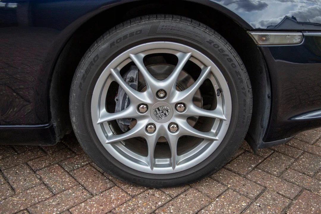 2004 Porsche 986 Boxster - Image 17 of 30
