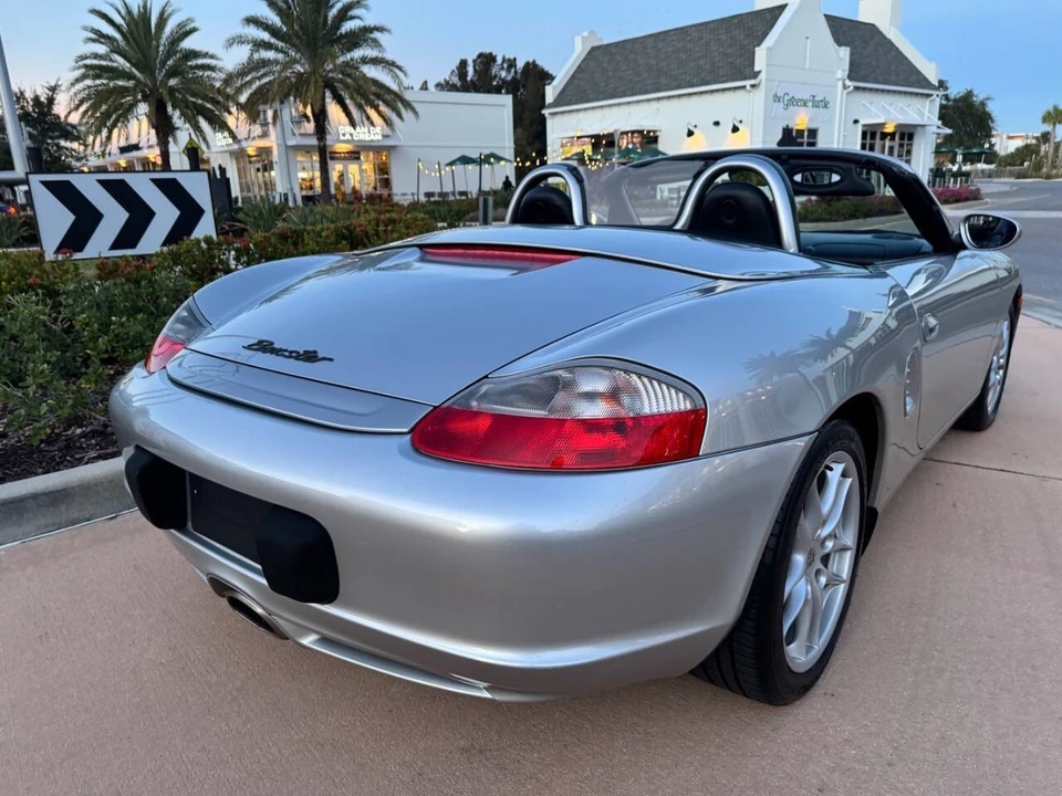 2004 Porsche 986 Boxster - Image 13 of 31