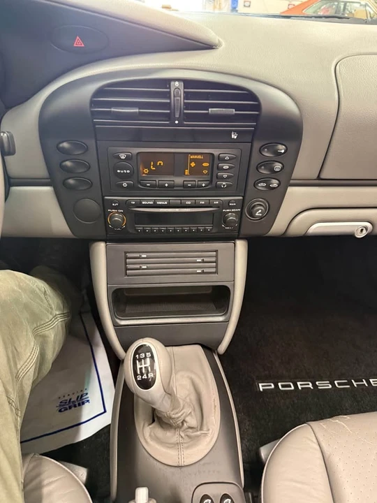 2004 Porsche 986 Boxster - Image 14 of 19