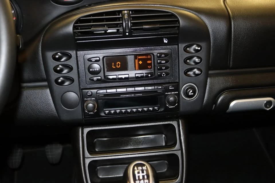 2004 Porsche 986 Boxster - Image 6 of 20