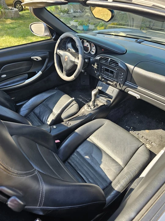 2004 Porsche 986 Boxster - Image 11 of 12