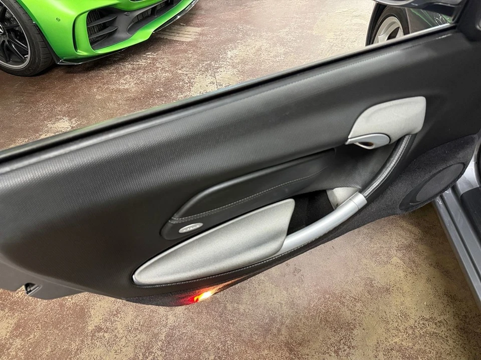 2004 Porsche 986 Boxster - Image 9 of 25