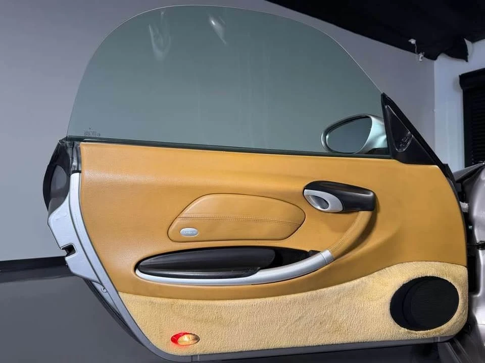 2004 Porsche 986 Boxster - Image 6 of 20