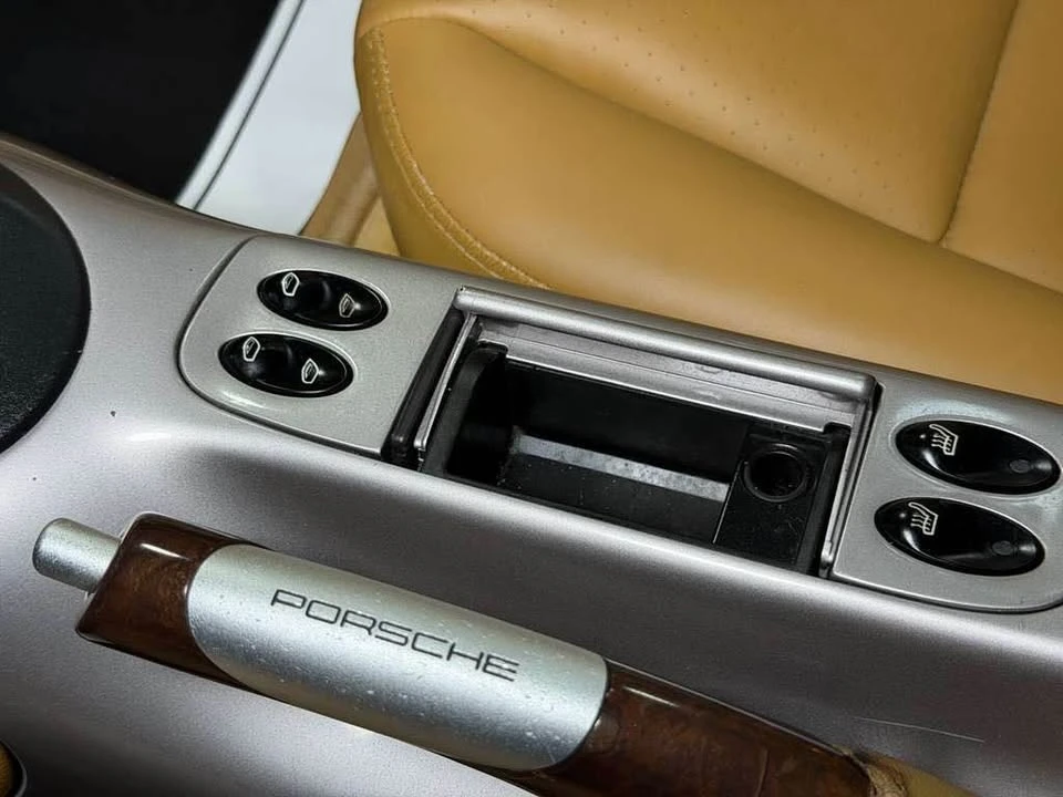 2004 Porsche 986 Boxster - Image 8 of 20