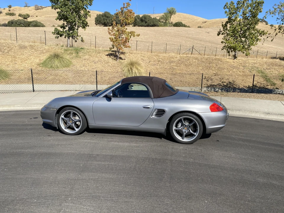 2004 Porsche 986 Boxster S - Image 16 of 31