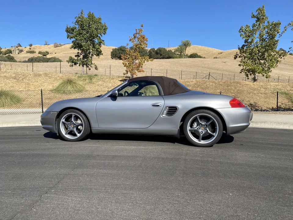 2004 Porsche 986 Boxster S - Image 14 of 31