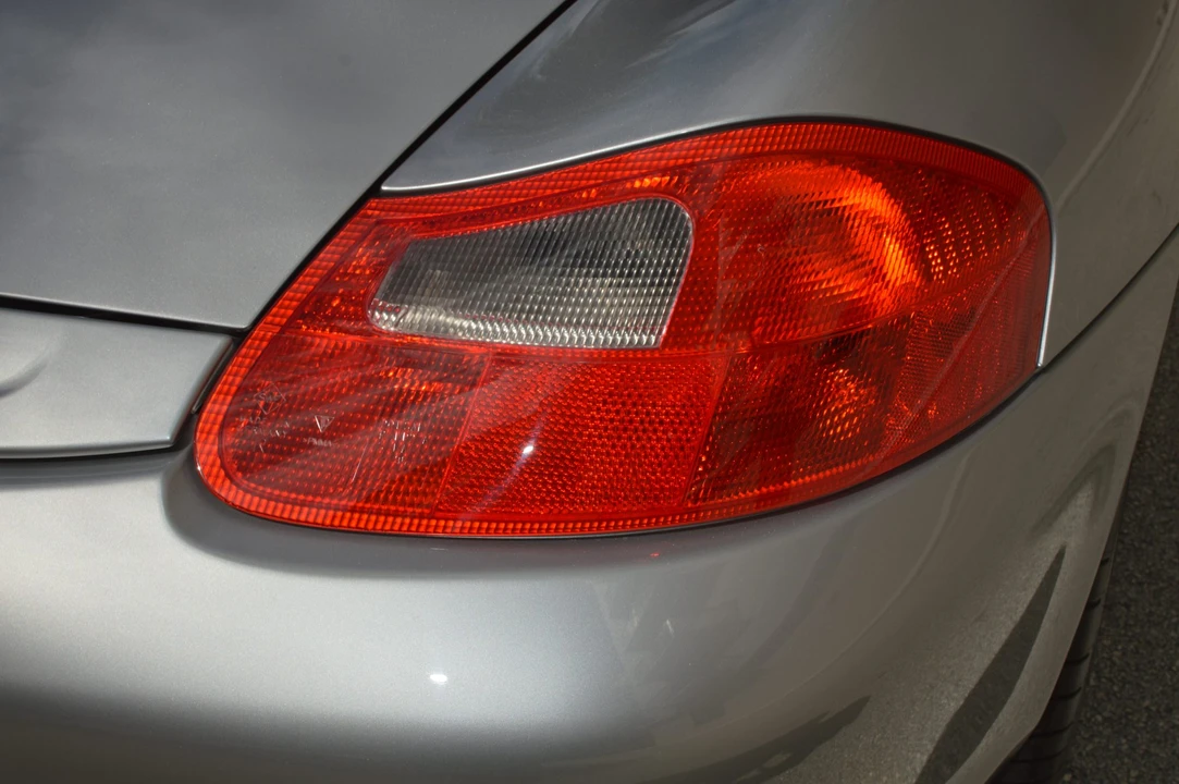 2004 Porsche 986 Boxster S - Image 28 of 31