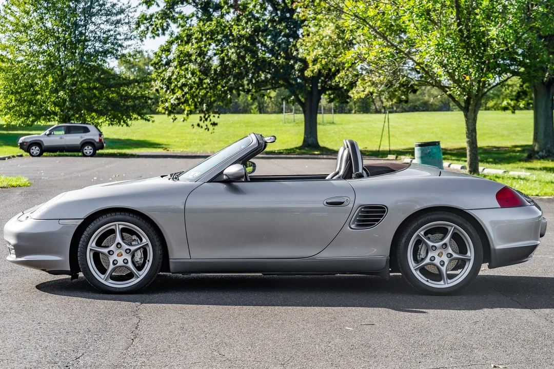 2004 Porsche 986 Boxster S - Image 16 of 31