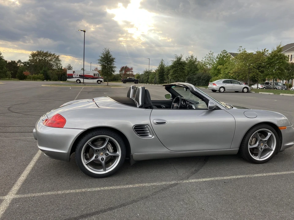 2004 Porsche 986 Boxster S - Image 24 of 31