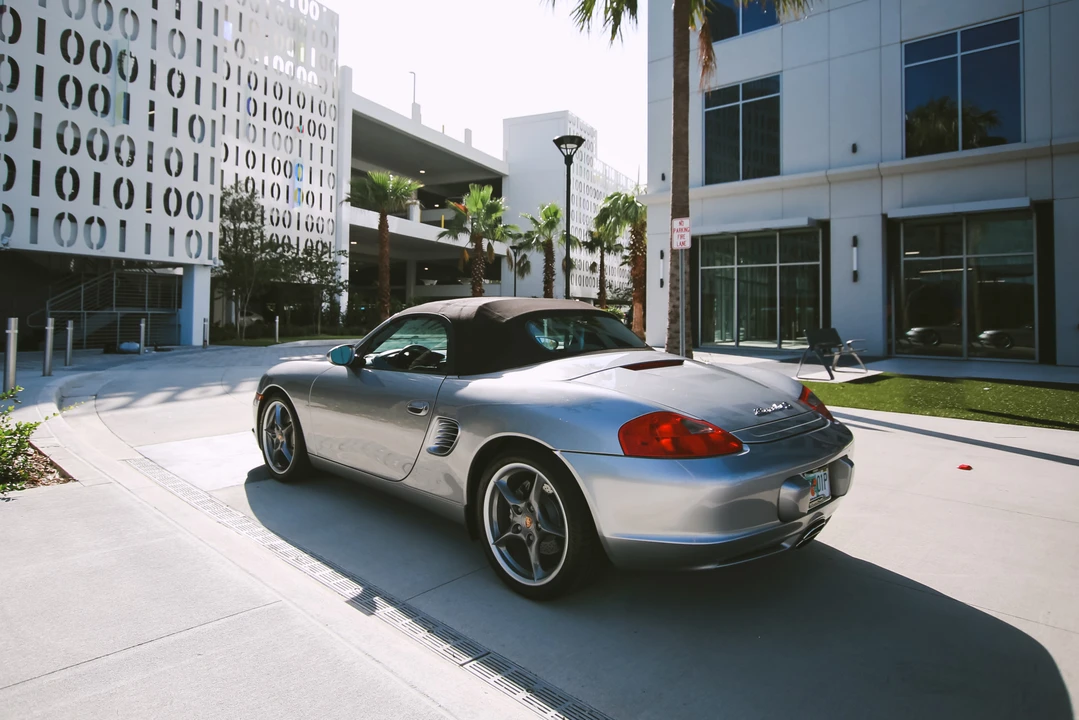 2004 Porsche 986 Boxster S - Image 12 of 31