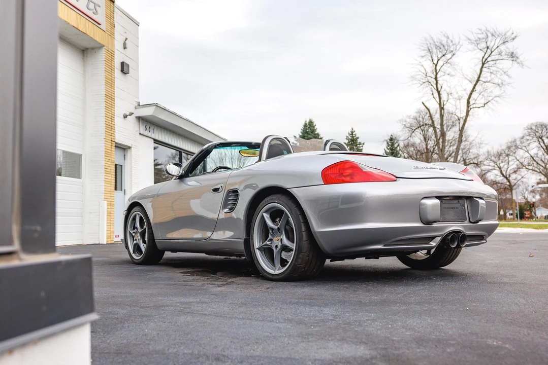 2004 Porsche 986 Boxster S - Image 12 of 31