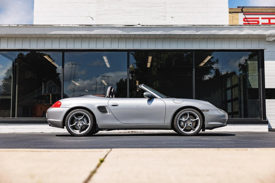 2004 Porsche 986 Boxster S - Image 16 of 31