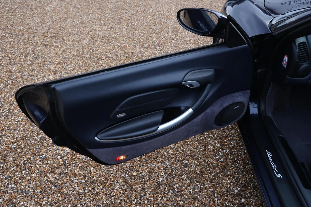 2004 Porsche 986 Boxster S - Image 17 of 30