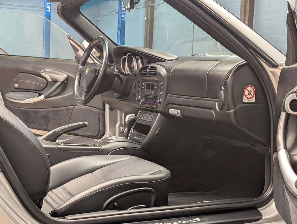 2004 Porsche 986 Boxster S - Image 17 of 21