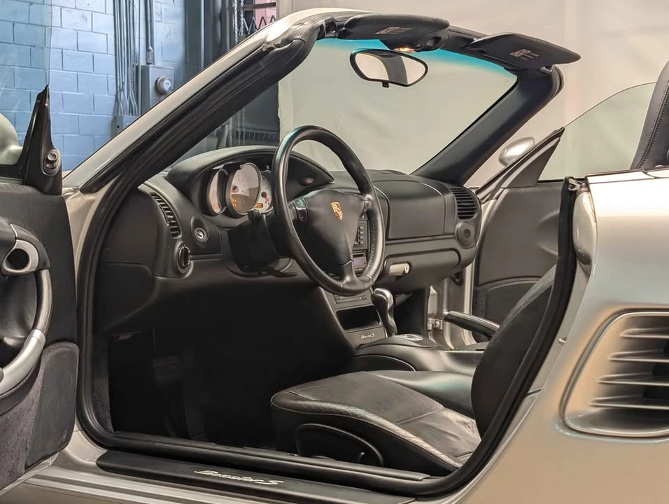 2004 Porsche 986 Boxster S - Image 13 of 19