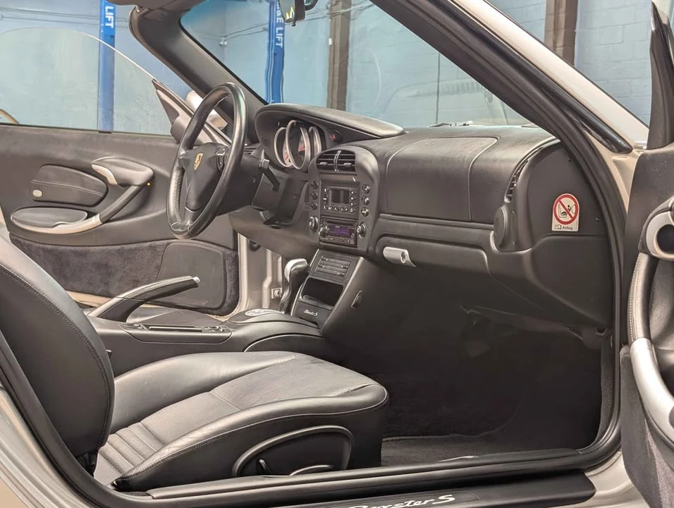 2004 Porsche 986 Boxster S - Image 14 of 19