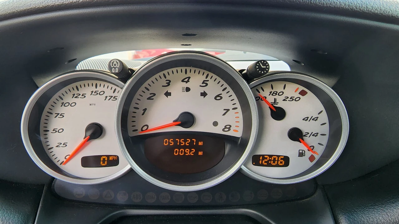 2004 Porsche 986 Boxster S - Image 8 of 30