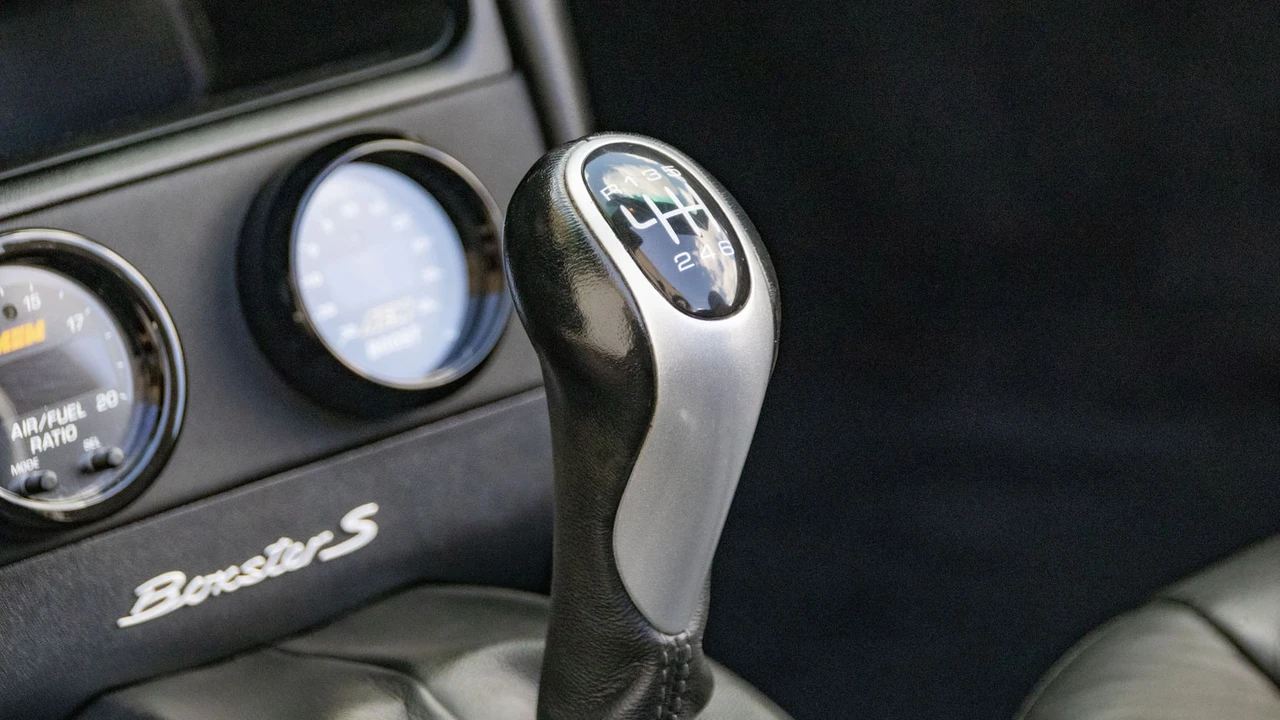2004 Porsche 986 Boxster S - Image 9 of 30