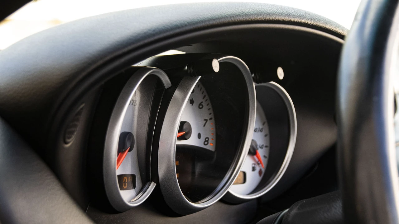 2004 Porsche 986 Boxster S - Image 10 of 30